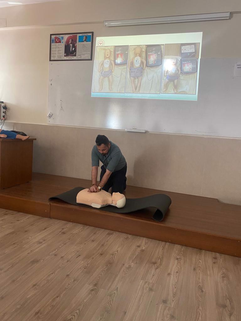 Temel İlk Yardım Bilgi Güncelleme Eğitimi